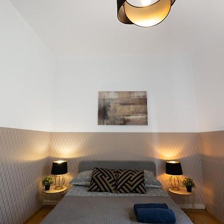 Clicktheflat Aleje Niepodleglosci Center Apart Rooms Βαρσοβία Εξωτερικό φωτογραφία