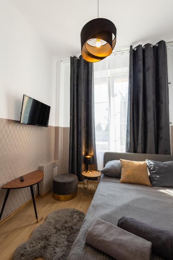 Clicktheflat Aleje Niepodleglosci Center Apart Rooms Βαρσοβία Εξωτερικό φωτογραφία