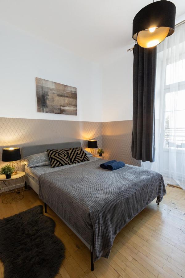 Clicktheflat Aleje Niepodleglosci Center Apart Rooms Βαρσοβία Εξωτερικό φωτογραφία