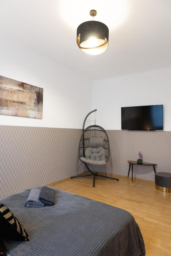 Clicktheflat Aleje Niepodleglosci Center Apart Rooms Βαρσοβία Εξωτερικό φωτογραφία